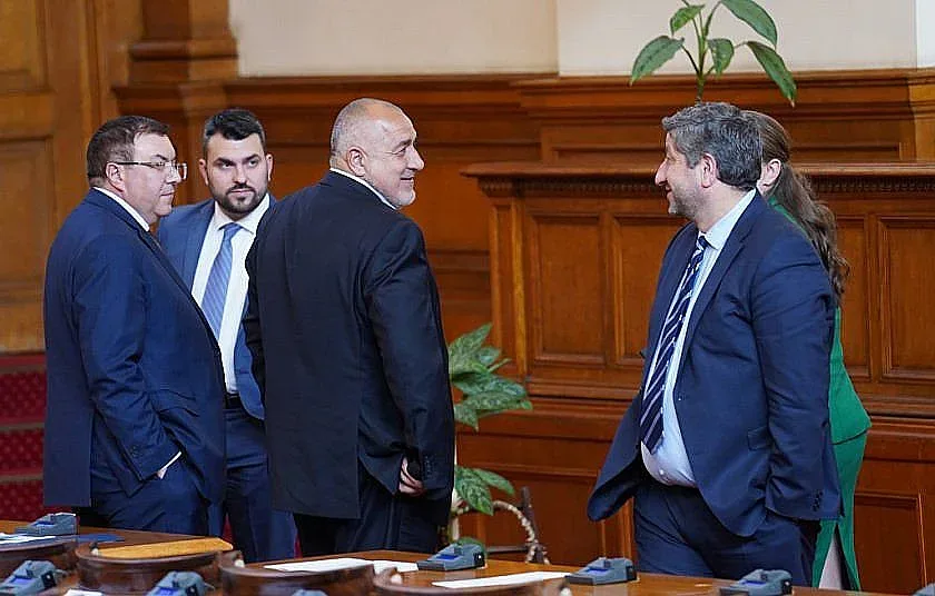 Депутатите в нов сблъсък. Ще има ли шеф на парламента?