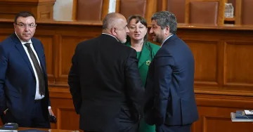 Всички се питат какво си каза Борисов с Костадинов и с Христо Иванов