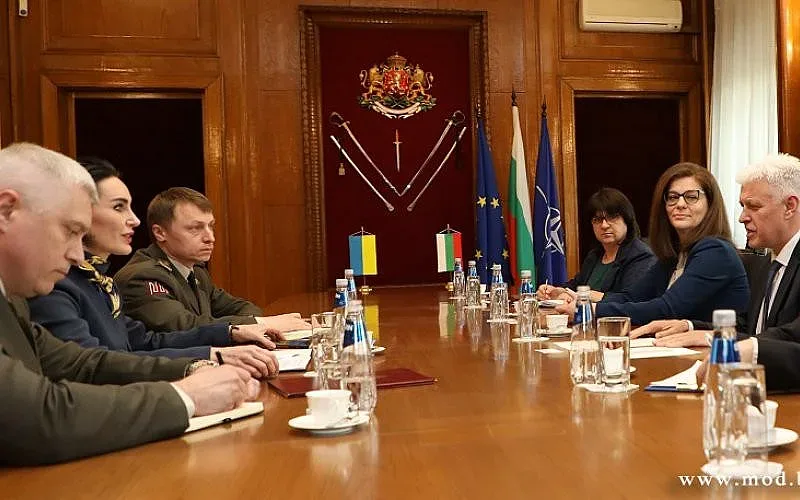 Новата украинска посланичка с две важни срещи. Иска ли оръжие