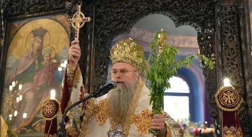 На Трети март! Митрополит Николай с унищожителна критика към политиците