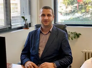 Братът на Чеченеца плати сметката