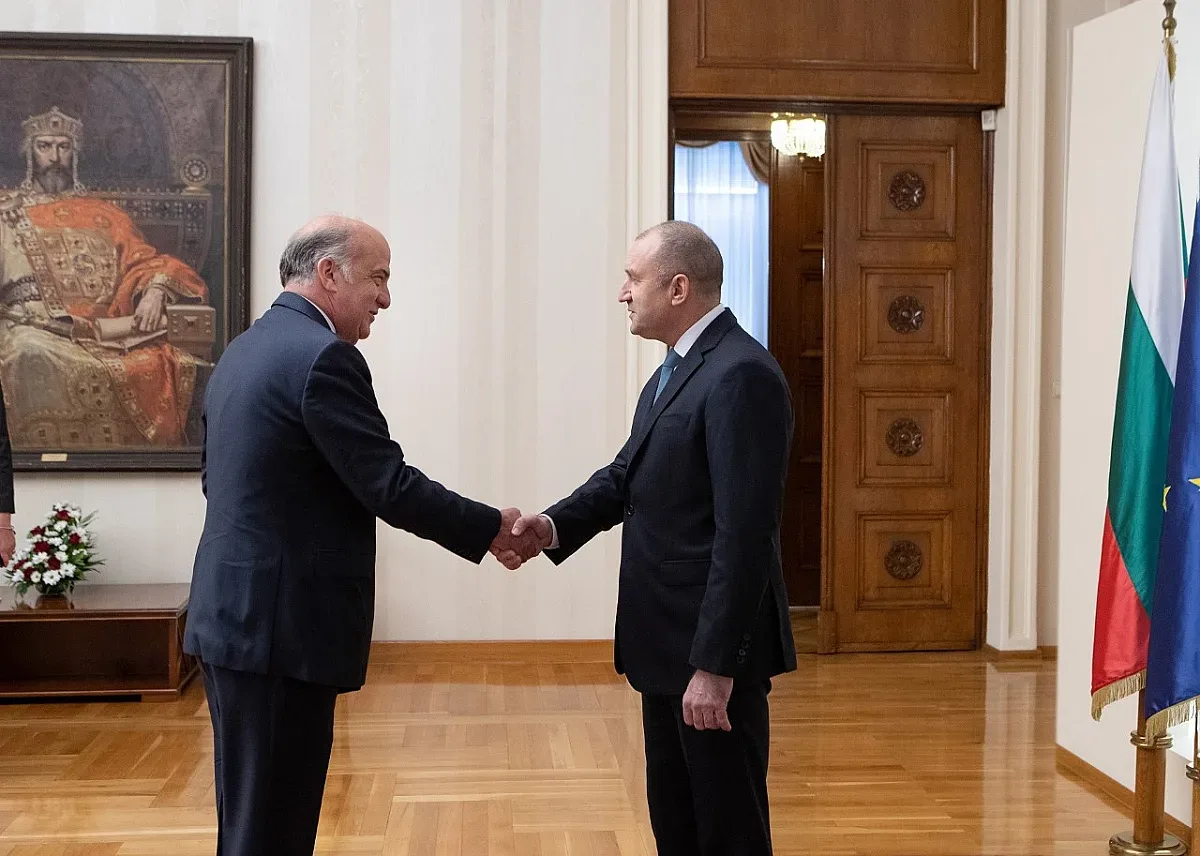 В един ден! Четирима нови посланици (СНИМКИ)