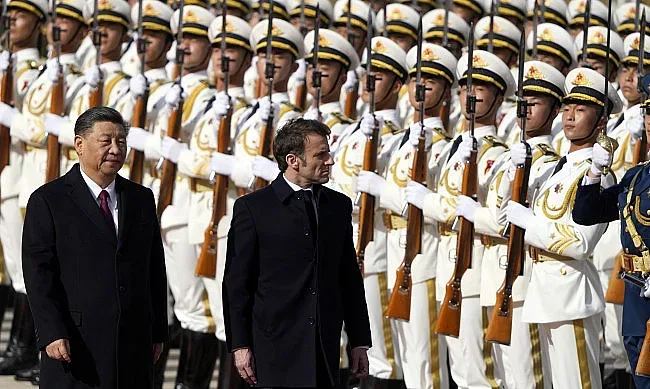 Шамар за Макрон! Какво направи Си Дзинпин