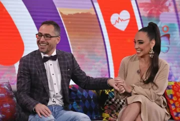 Мария Илиева изненада с признание. Кой красавец държи ръката й