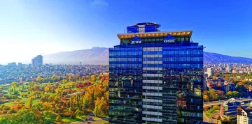 ОББ: Индустрията и услугите движат икономиката