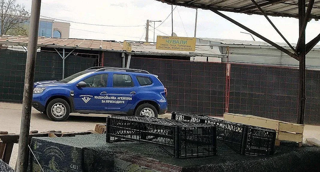 Търговци на зарзават се тресат от страх, затвориха цяла борса