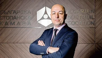 Икономистът Щерю Ножаров: Какви вреди ще нанесе данък свръхпечалба