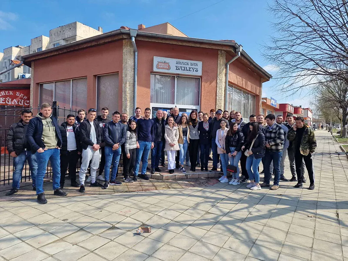 Кючюк и Анисова впечатлиха младите. Формулата за успех