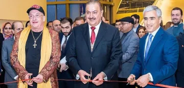 БГ куратор представя изложба на шейх от Бахрейн в Баку