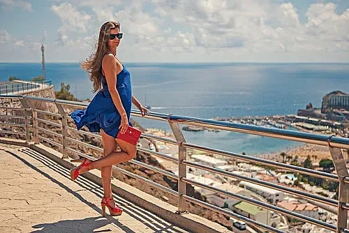 7 начина да комбинираме дамската рокля за стилна и елегантна визия