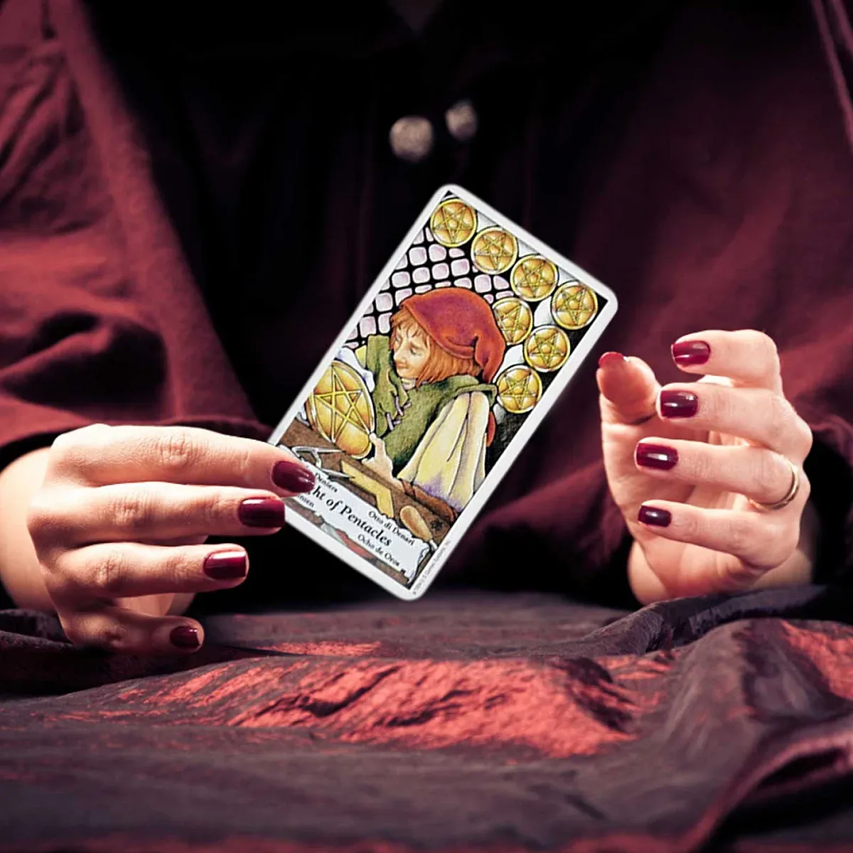 Откриха кой заля със сярна киселина ясновидката Тони