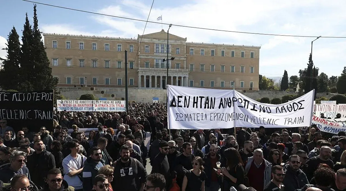 Гърция е на колене! Стачка с протест парализира страната