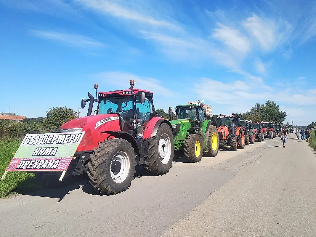На зърнопроизводителите им писна! Стига с това украинско зърно!