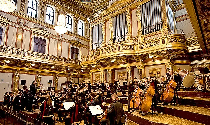 Младежката филхармония "Пионер" с концерт във Виена