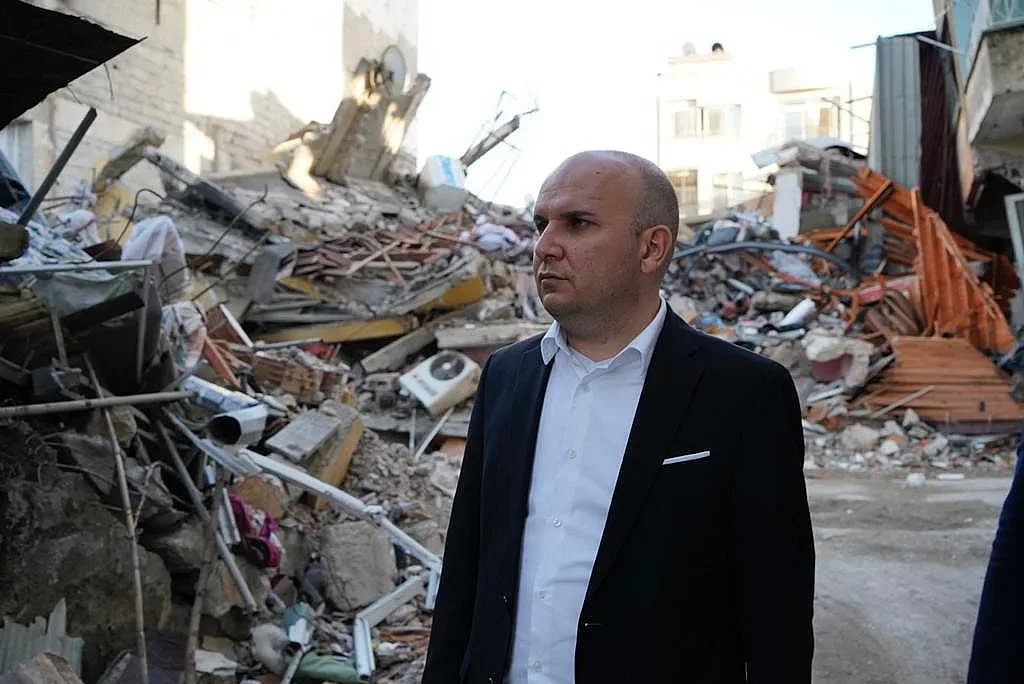 Илхан Кючюк от Хатай: Ние заставаме зад турския народ с всички сили