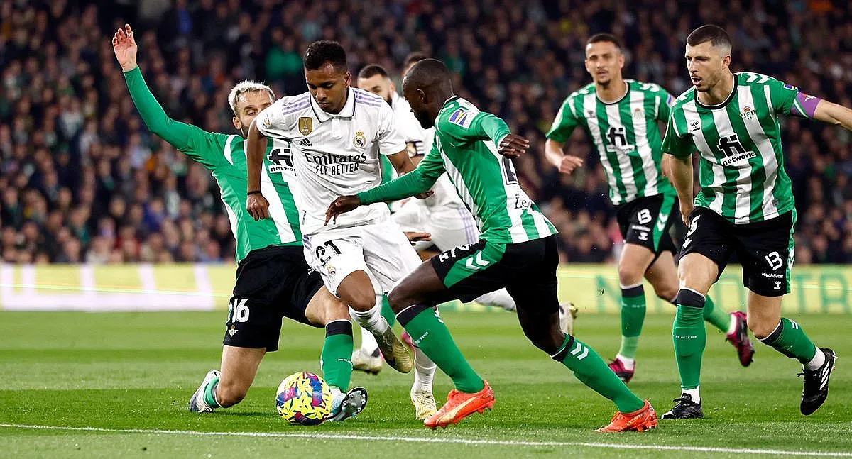 Футболни драми в Испания и Италия, кой печели