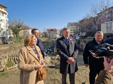 110 тира помощи. Карадайъ благодари на дарителите за Турция