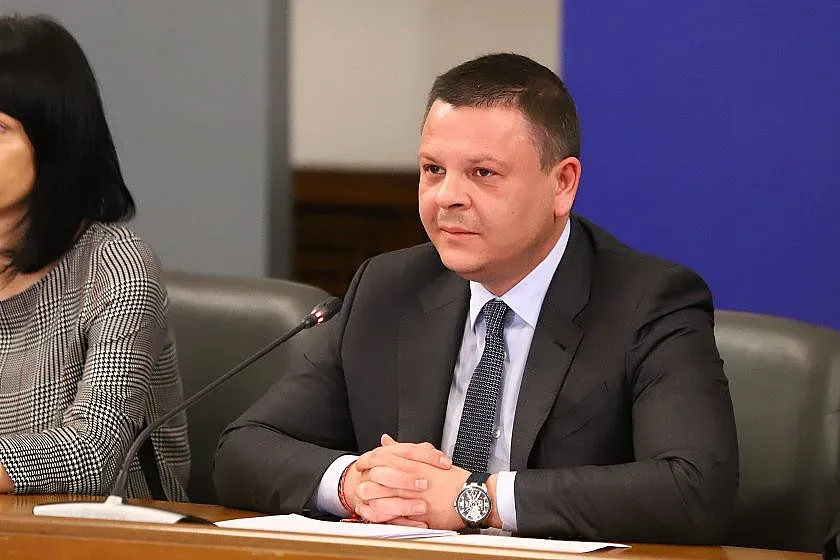 Хванаха търговците по бели гащи, продавали храни на двойна цена