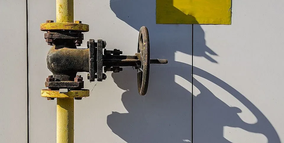 Потребителите на газ ликуват, какво се променя за тях