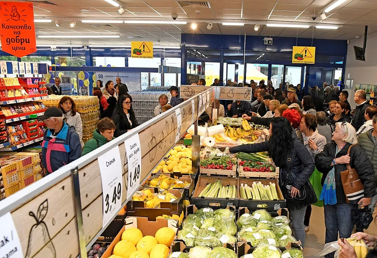 Веригите не отстъпват, средните цени на храните у нас са ниски