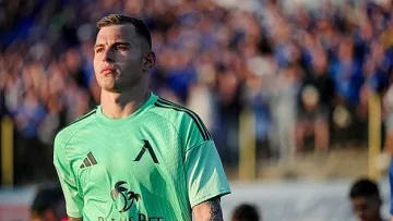 Феновете на Левски побесняха! Огромен гаф на УЕФА