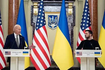 Всички чакат отговора на Байдън. Таен полет, нощен влак и знакова реч