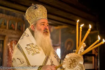 Редно ли е манастирите да плащат скъп ток? Дядо Сионий пред Стандарт