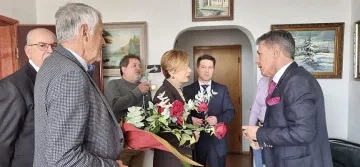 Всички се питат защо Айлин Секизкьок благодари на Пазарджик