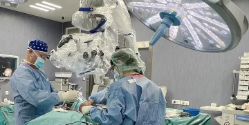 "Сърце и Мозък" Плевен прилага невронавигация и 3D-интраоперативен образен контрол