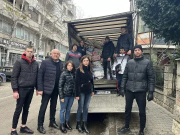 Трагедията в Турция! ДПС в Добрич събра 3 тона помощи за бедстващите