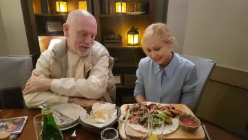 С какво Хилда Казасян нахрани Джон Малкович (СНИМКИ)