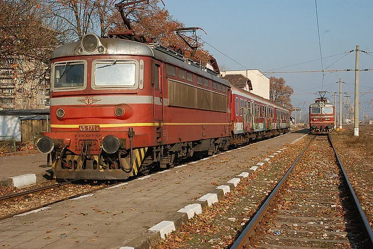 Страшен побой във влака. Заради жена