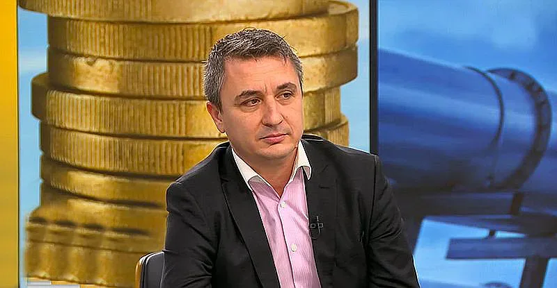 Министър на Слави разби обвиненията срещу него и кабинета „Петков“