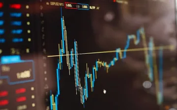 Слабите резултати в изкуствения интелект на Google доведоха до спад на акциите на компанията майка Alphabet