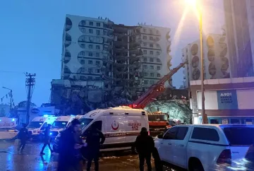Спешно помагаме на Турция. Ето какво пращаме