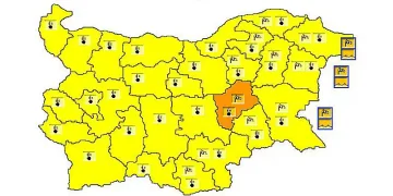 Синоптиците ни изкараха акъла. Жесток студ сковава България до часове