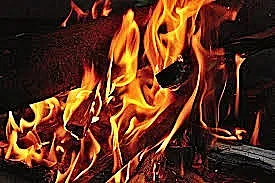 Огромни пламъци в пловдивския затвор, хвърчат пожарни