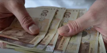 Синдикатите втрещиха! Ето каква минимална заплата искат