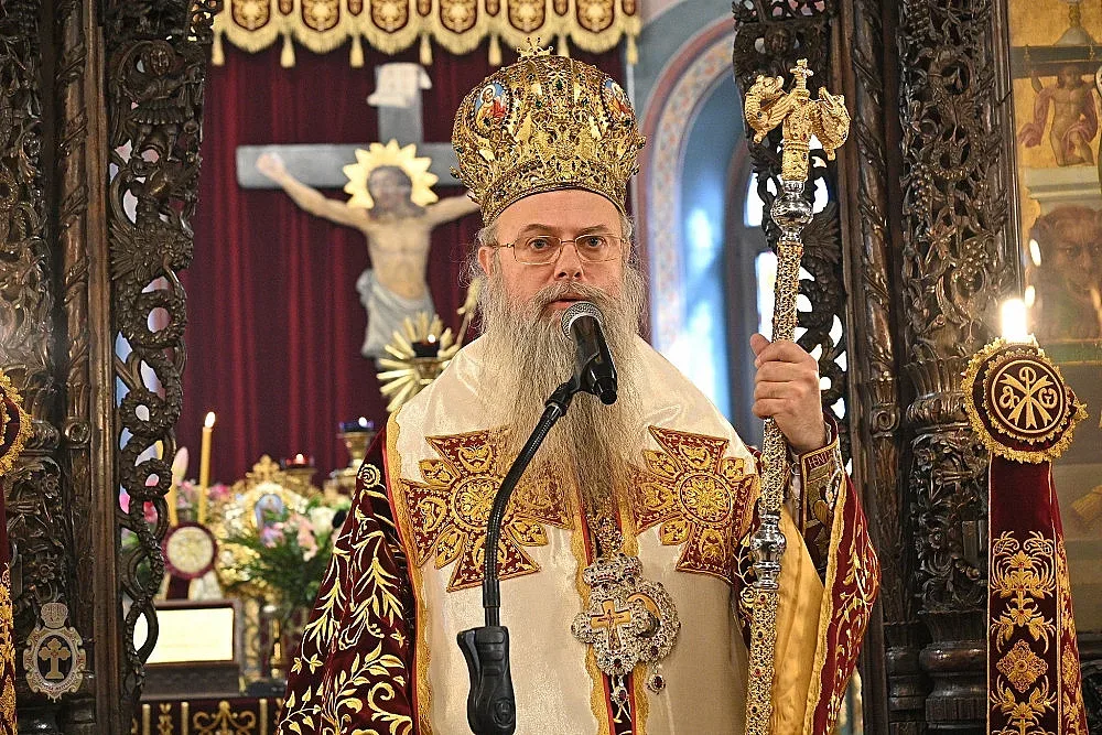 Историческо! След 55 години - наши и македонски владици служиха заедно