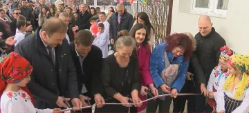 Небие Кабак зарадва децата в Побит камък. Силни думи