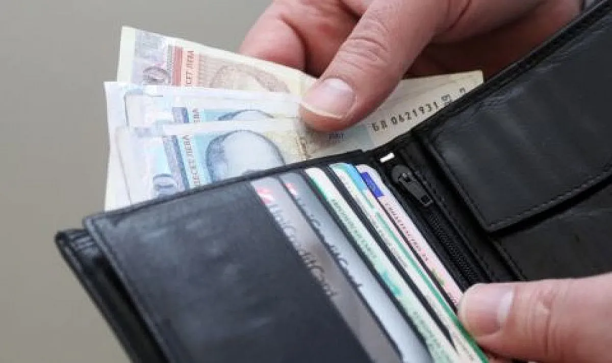 След чужбина и у нас: Двойни пари за командировка