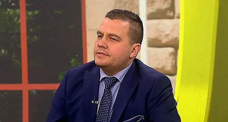 Човек на Слави каза тежката си дума, влизат ли в парламента