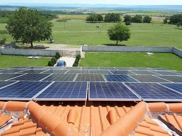 Кой няма да получи 15 бона от държавата за солар на покрива