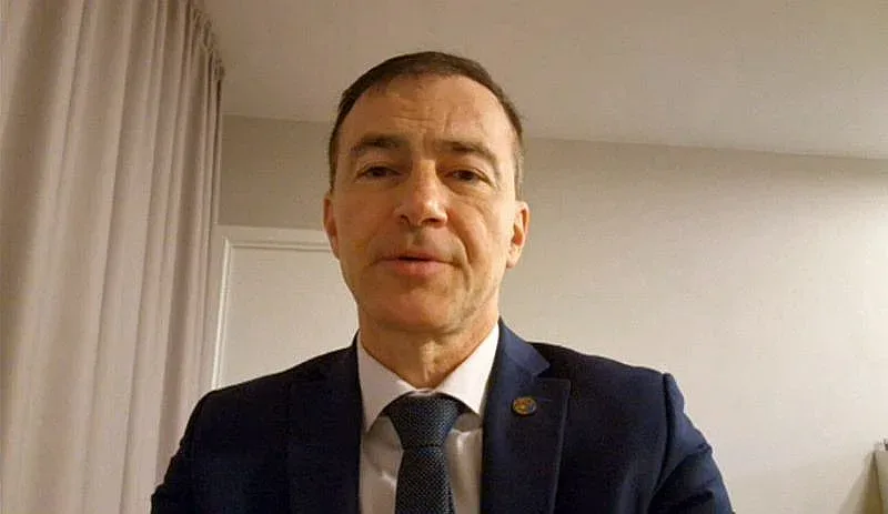 Какъв грях извърши Пендаровски? Оценката на наш евродепутат