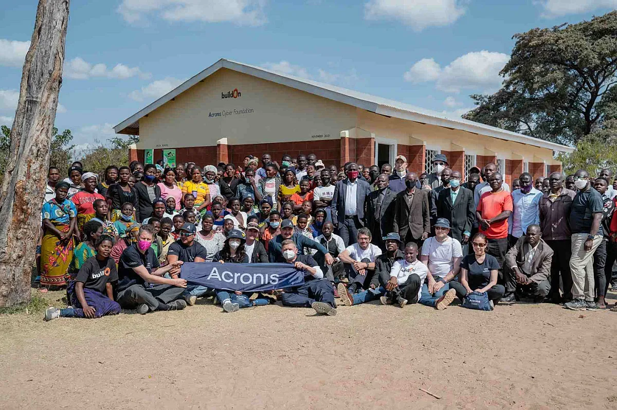 Acronis Cyber Foundation празнува 5 години, помагайки на деца в нужда