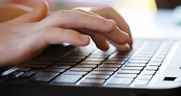 Родители - защитете детето си от кибертормоз