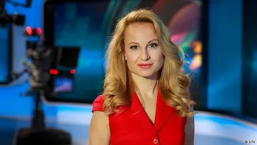 Цънцарова с първи стъпки в нова сфера