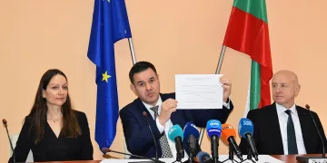 Министър обяви голяма радост за пенсионерите и учениците