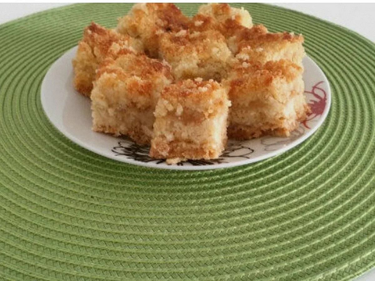 Да подсладим неделята: Сръбски сладкиш с ябълки