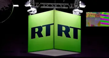 Медийна война между Москва и Париж. Как започна конфликтът?